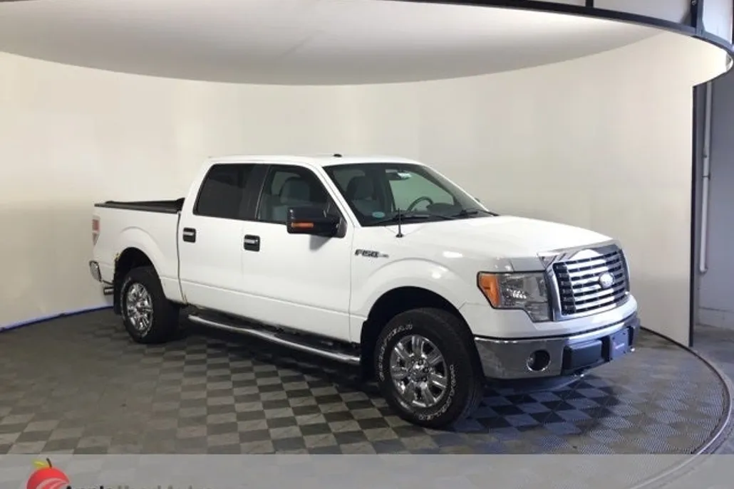 2011 Ford F-150 XLT photo 1
