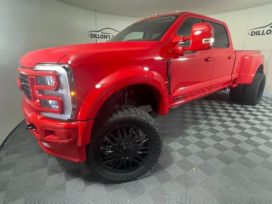 2025 Ford F-450 photo 1