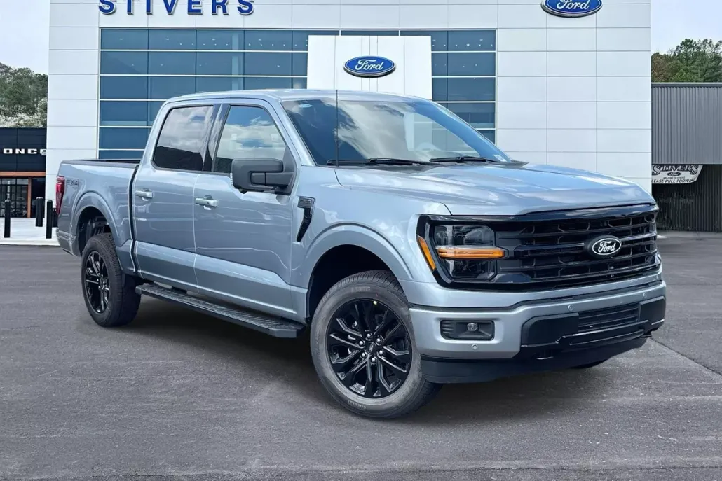 2025 Ford F-150 XLT photo 1