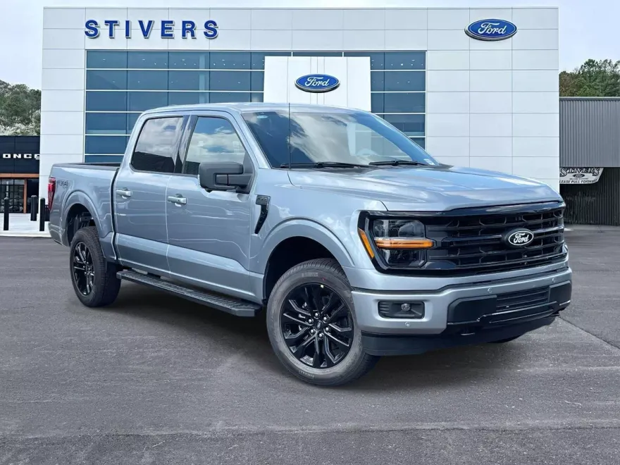 2025 Ford F-150 XLT photo 1
