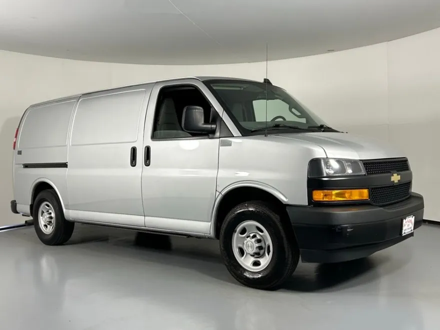 2019 Chevrolet Express 2500 Work Van Cargo photo 1