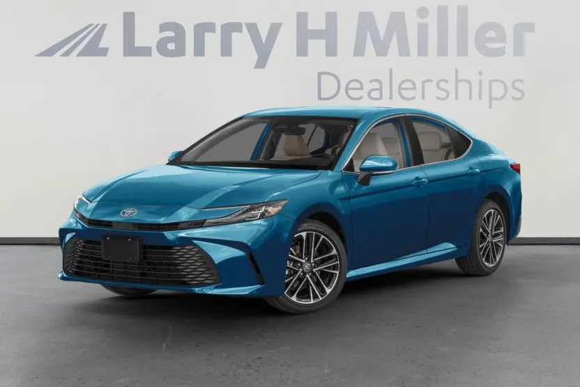 2025 Toyota Camry XSE photo 1