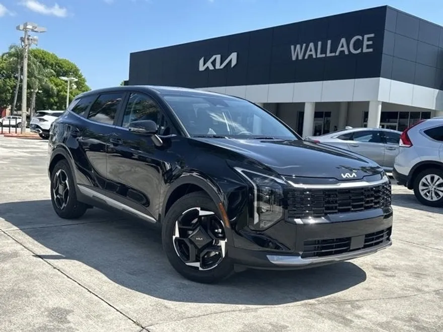 2026 Kia Sportage EX photo 1