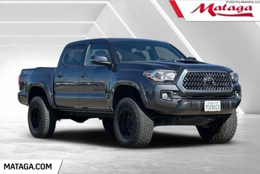 2019 Toyota Tacoma 4x4 SR photo 1