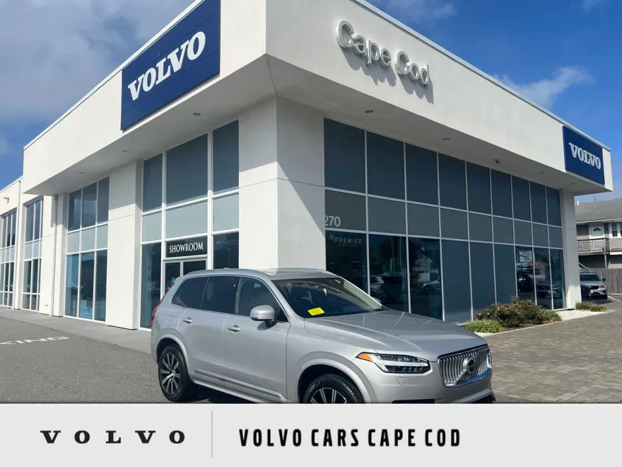 2025 Volvo XC90 Plus photo 1