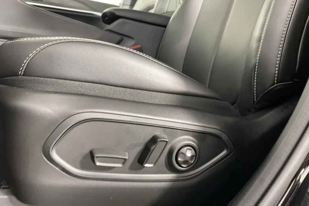 2025 Jeep Grand Cherokee Limited photo 1