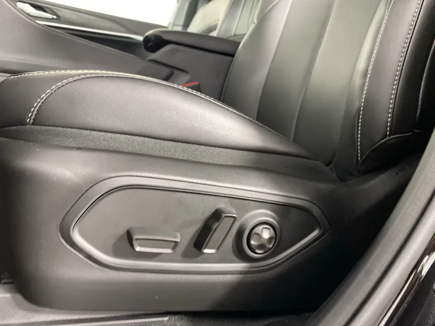2025 Jeep Grand Cherokee Limited photo 1
