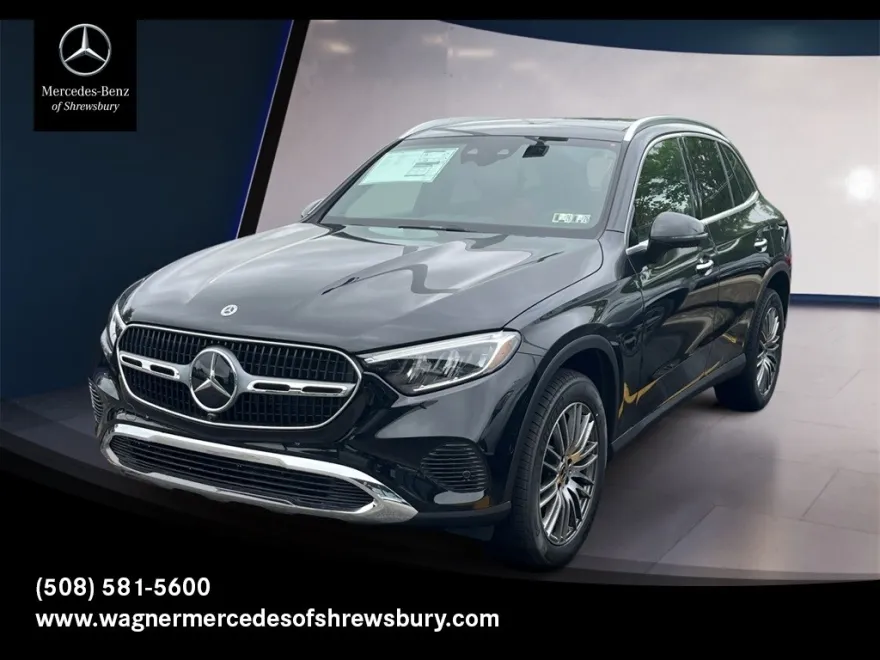2025 Mercedes Benz GLC 300 4MATIC photo 1