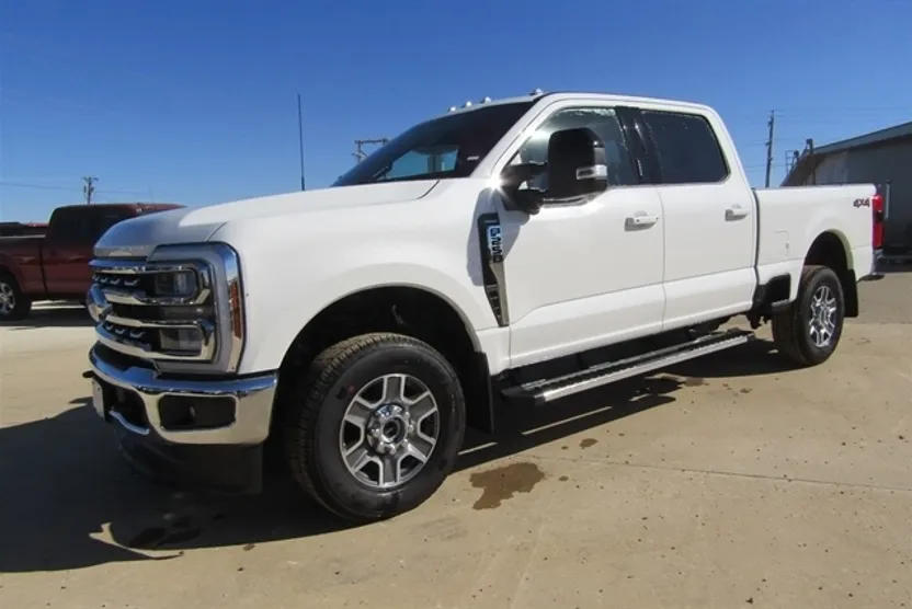 2026 Ford F-250 Lariat photo 1