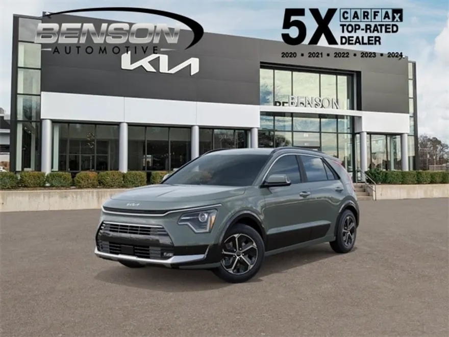 2025 Kia Niro SX photo 1