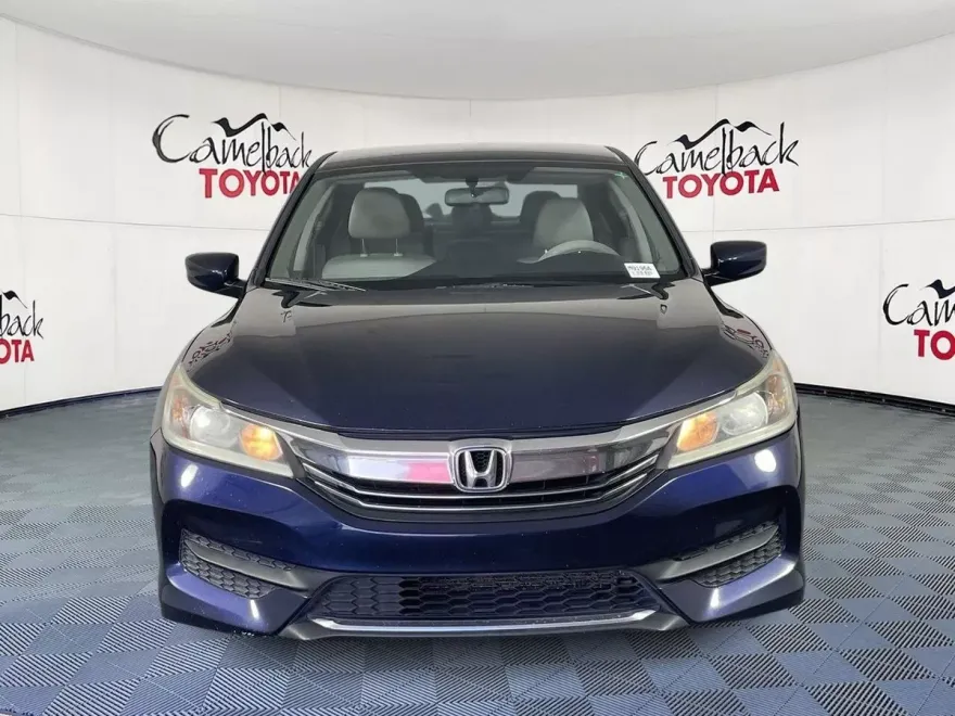 2016 Honda Accord LX photo 1