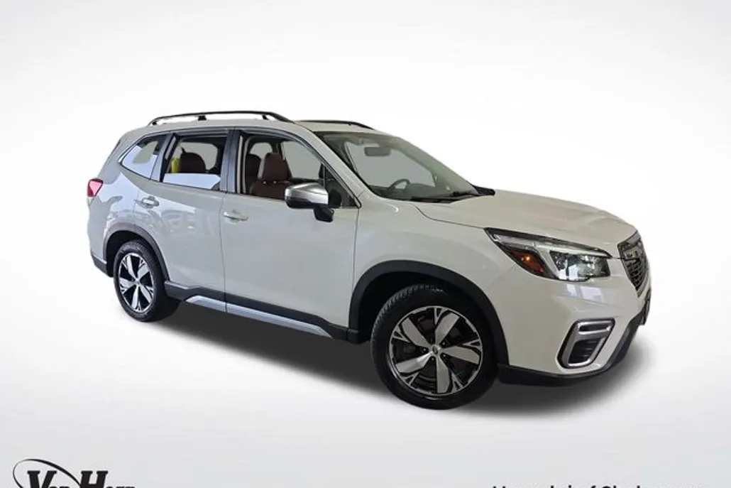 2021 Subaru Forester Touring photo 1