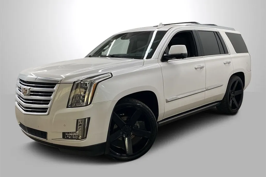 2016 Cadillac Escalade Platinum photo 1