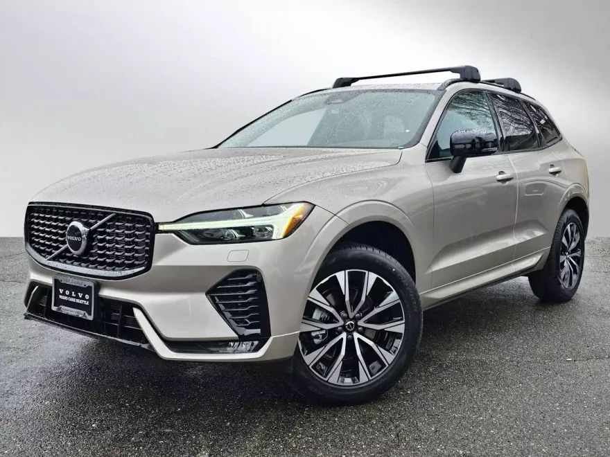 2025 Volvo XC60 B5 Core photo 1