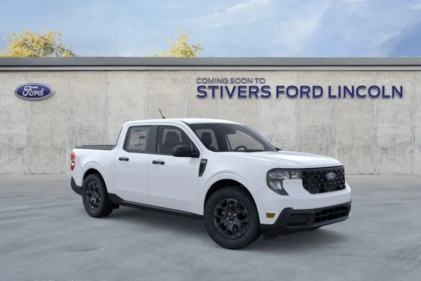2025 Ford Maverick XLT photo 1