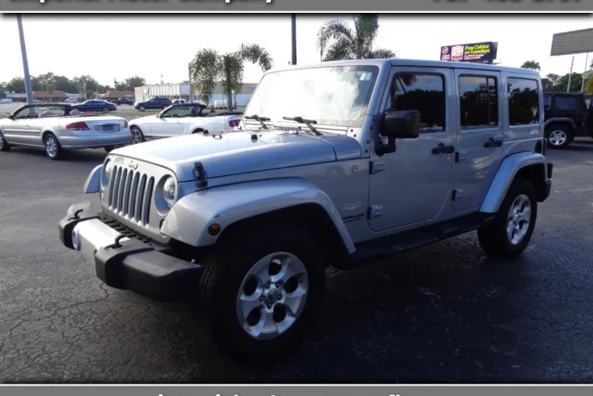 2015 Jeep Wrangler Unlimited Sahara photo 1