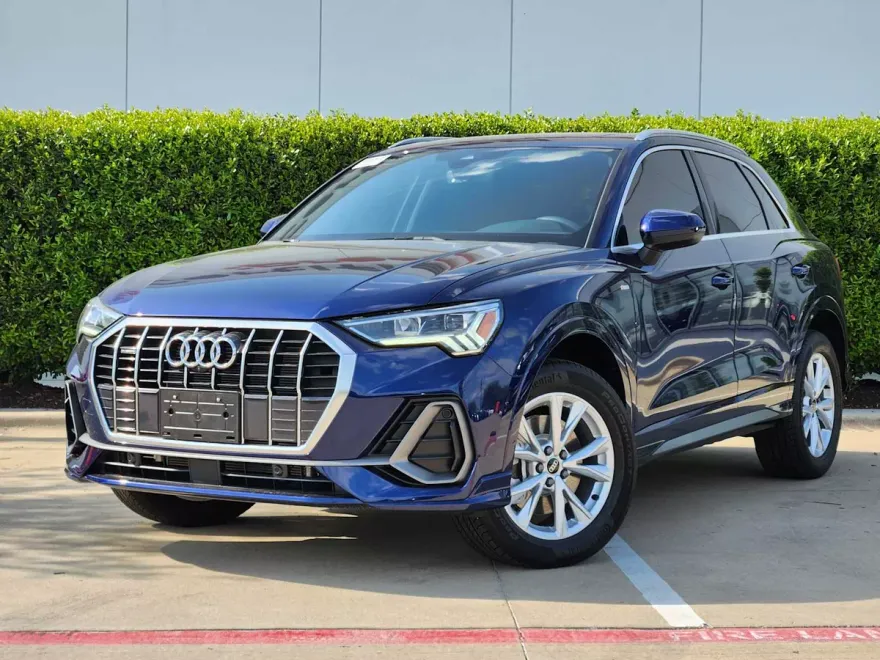 2025 Audi Q3 S line Premium Plus photo 1