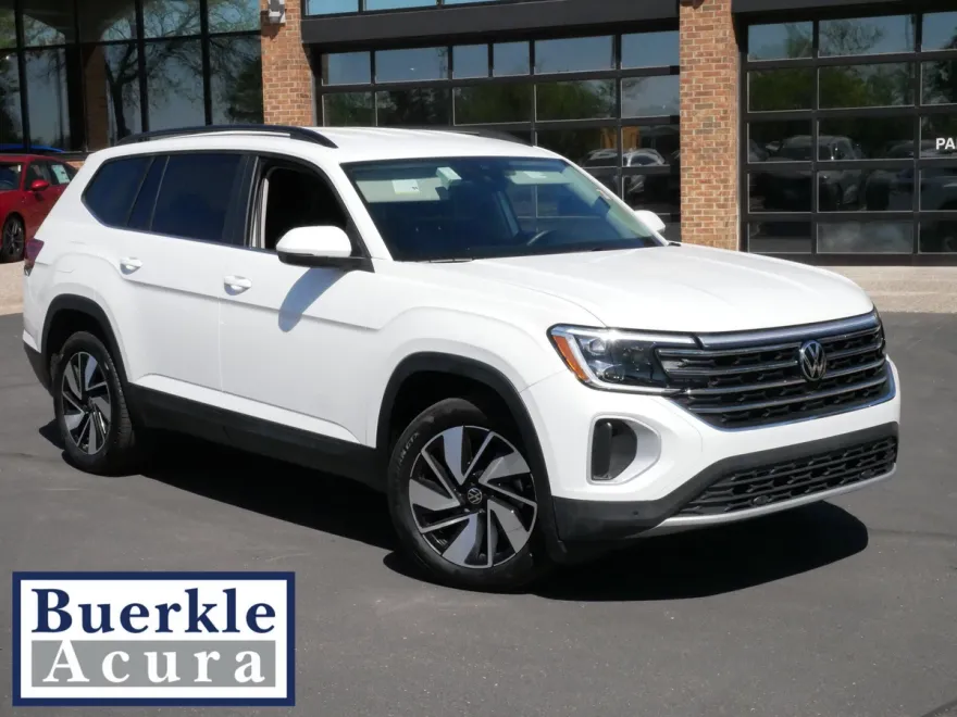 2024 Volkswagen Atlas SE Technology photo 1