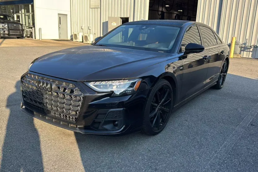 2024 Audi A8 L 55 TFSI Quattro photo 1