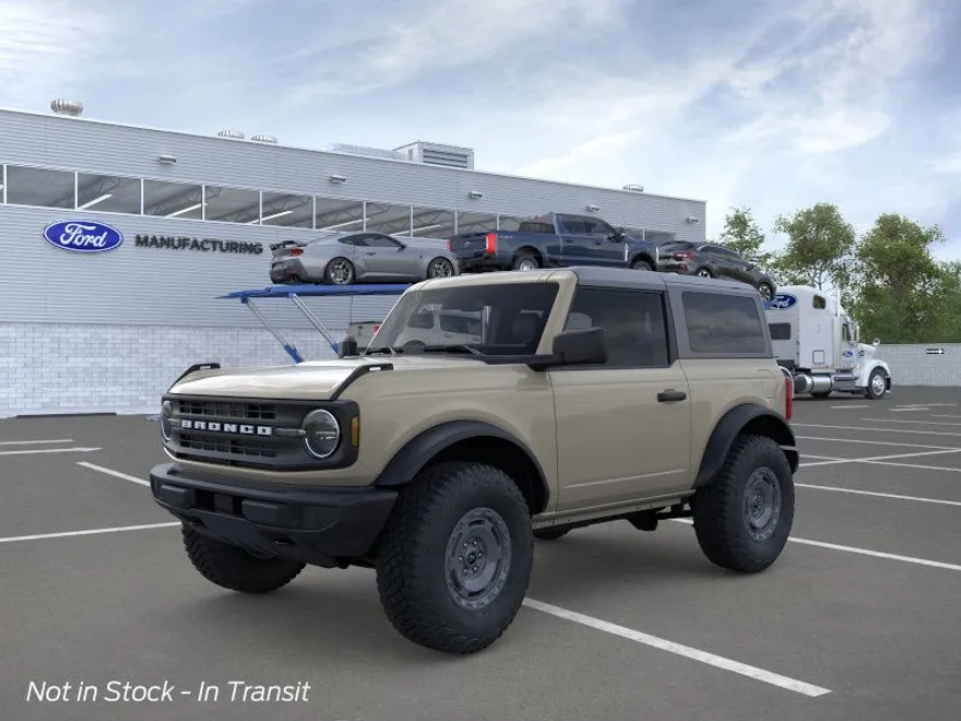 2025 Ford Bronco Base photo 1
