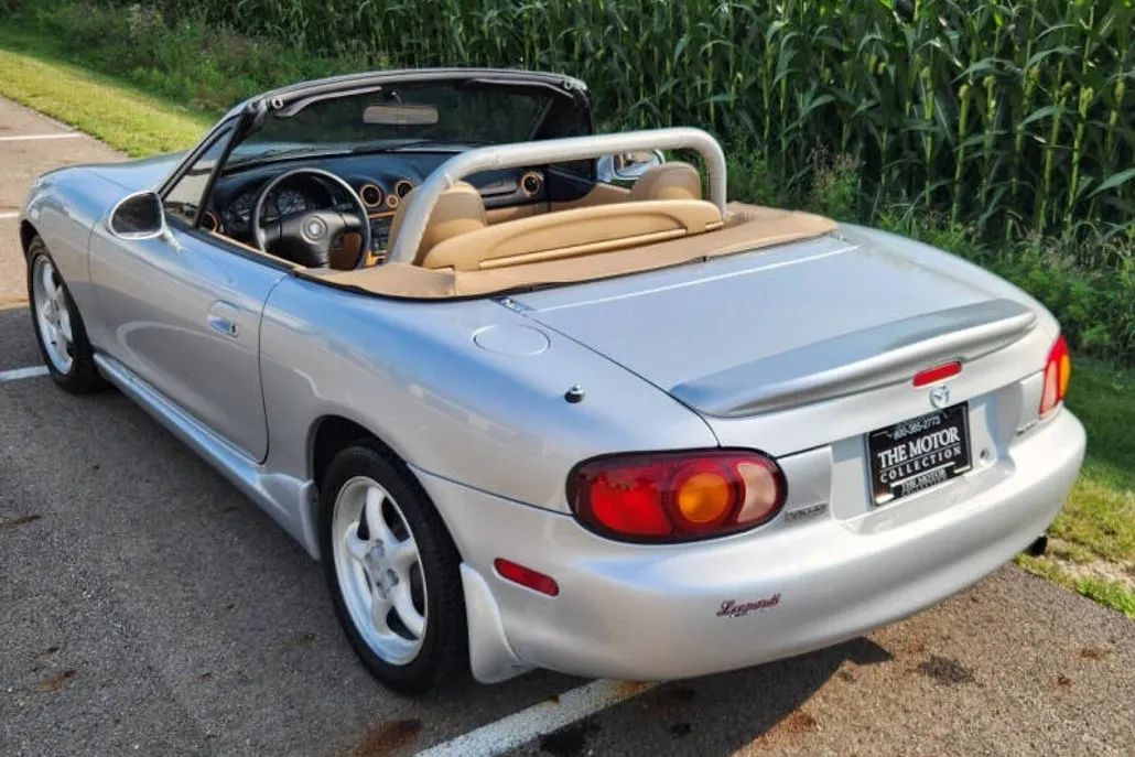 1999 Mazda MX-5 Miata Miata photo 1