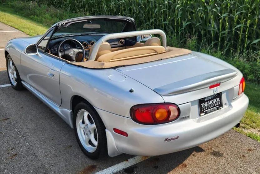 1999 Mazda MX-5 Miata Miata photo 1