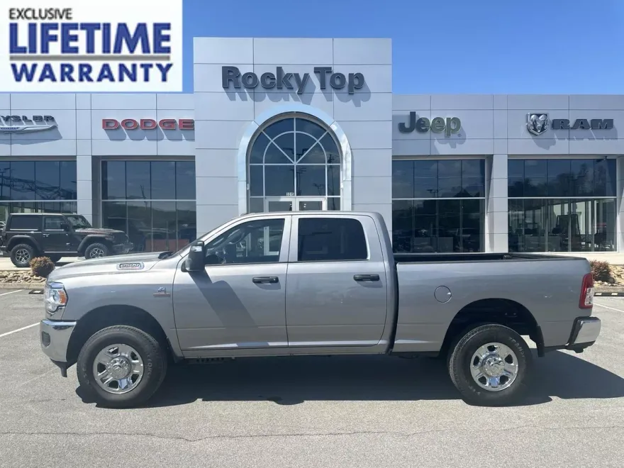 2024 Ram 2500 Tradesman photo 1
