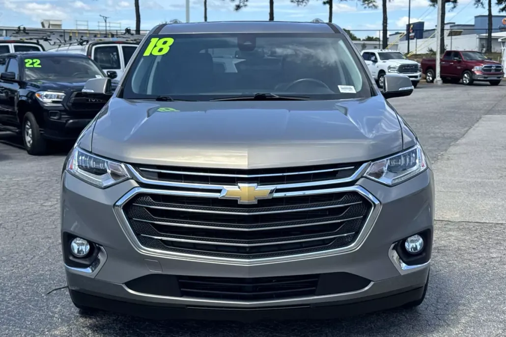 2018 Chevrolet Traverse Premier photo 1