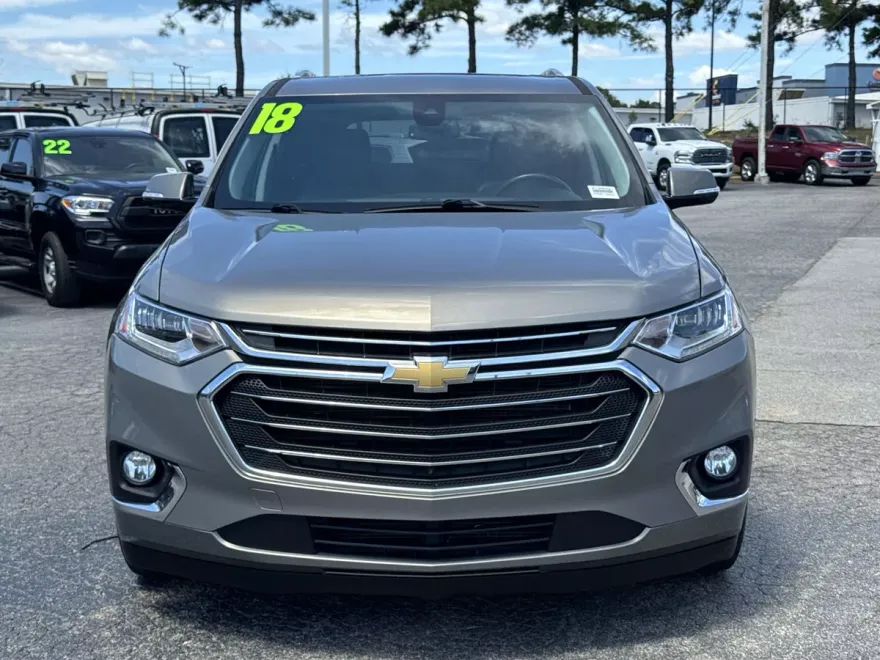 2018 Chevrolet Traverse Premier photo 1