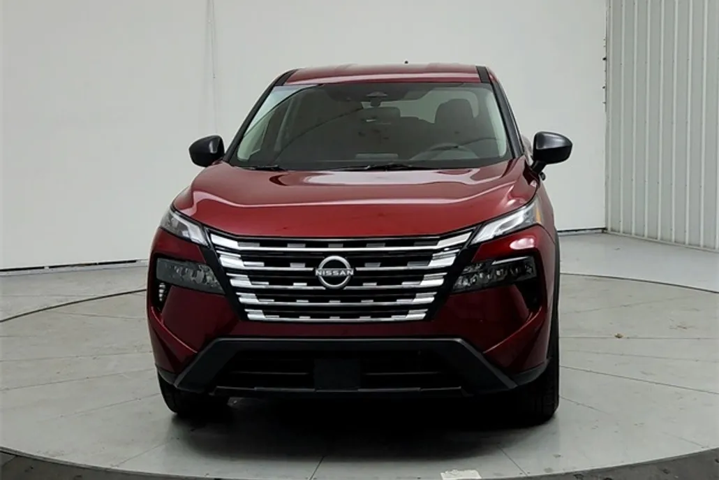 2025 Nissan Rogue S photo 1