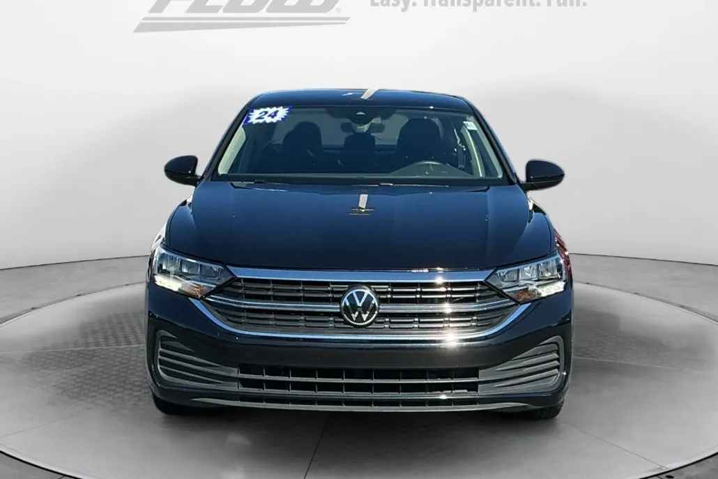 2024 Volkswagen Jetta 1.5T SE photo 1