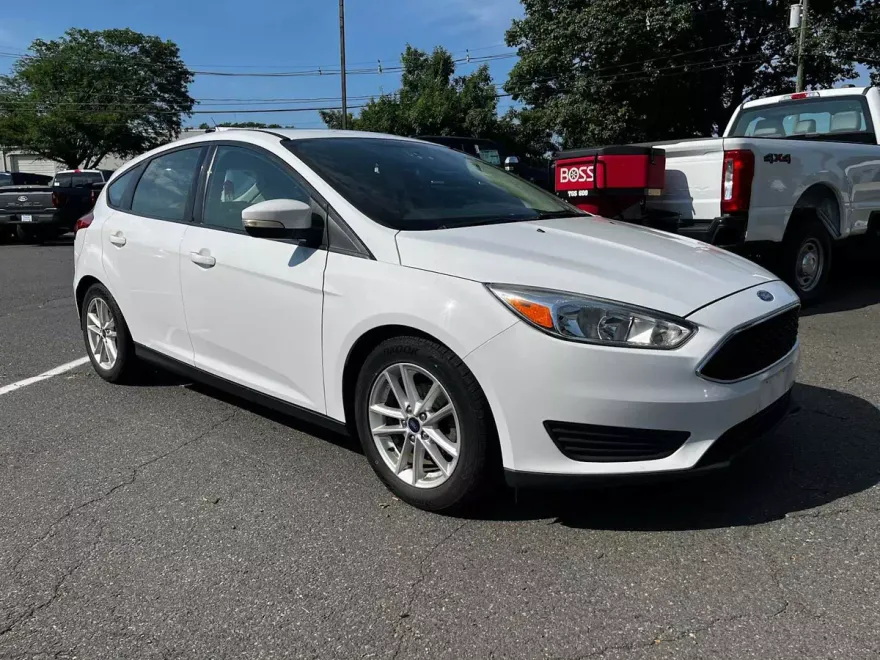 2016 Ford Focus SE photo 1