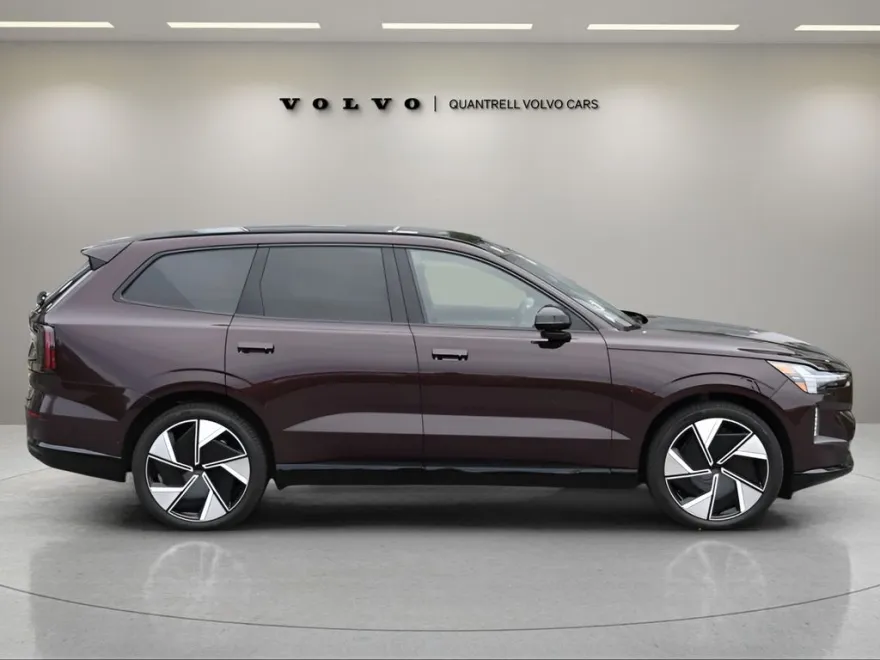 2025 Volvo EX90 Ultra photo 1