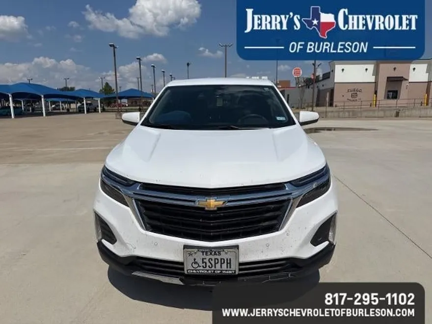 2023 Chevrolet Equinox LT photo 1