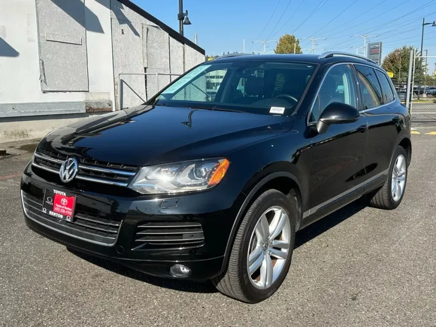 2014 Volkswagen Touareg V6 TDI photo 1
