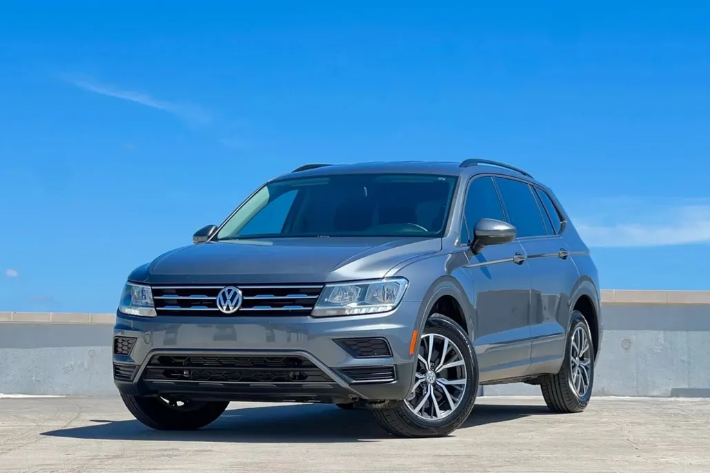 2021 Volkswagen Tiguan Sport photo 1