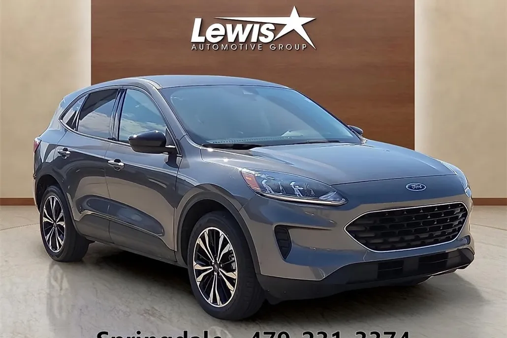 2022 Ford Escape SE photo 1