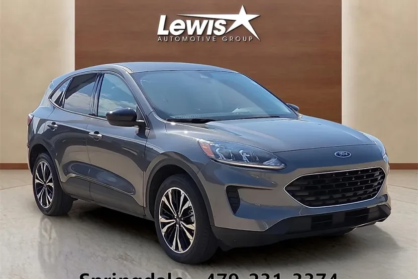 2022 Ford Escape SE photo 1