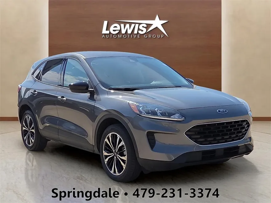 2022 Ford Escape SE photo 1