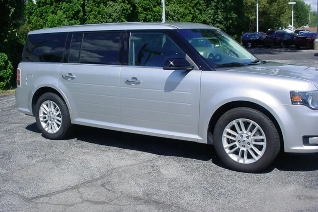 2018 Ford Flex SEL photo 1