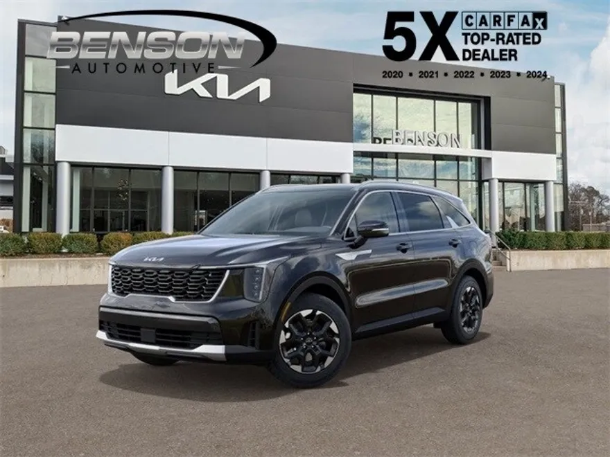 2025 Kia Sorento S photo 1