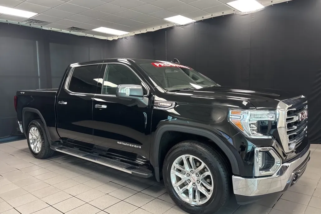 2021 Gmc Sierra 1500 SLT photo 1