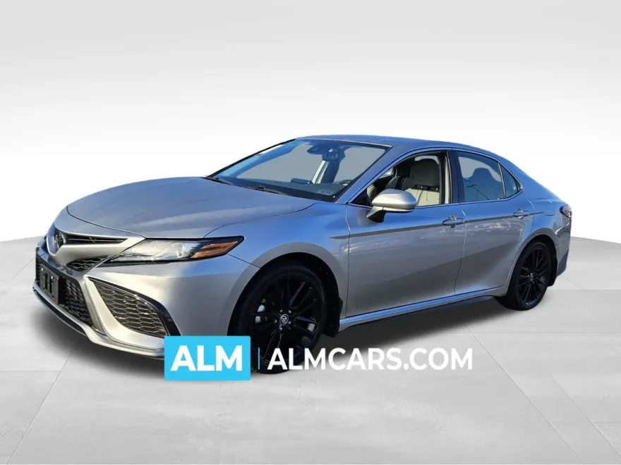 2023 Toyota Camry XSE photo 1