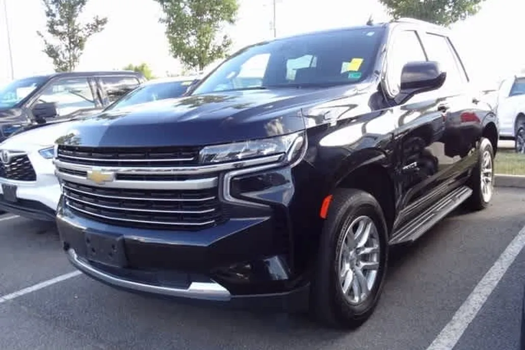 2021 Chevrolet Tahoe LT photo 1