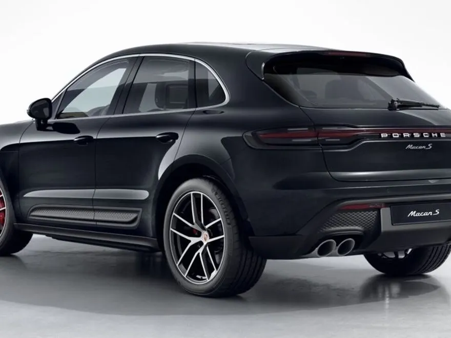 2025 Porsche Macan S photo 1