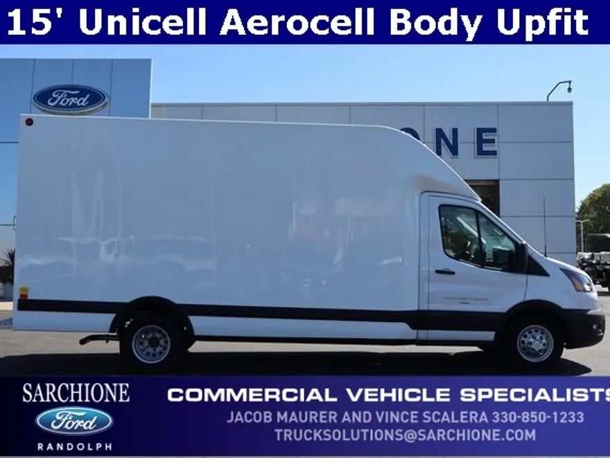 2025 Ford F-600 photo 1