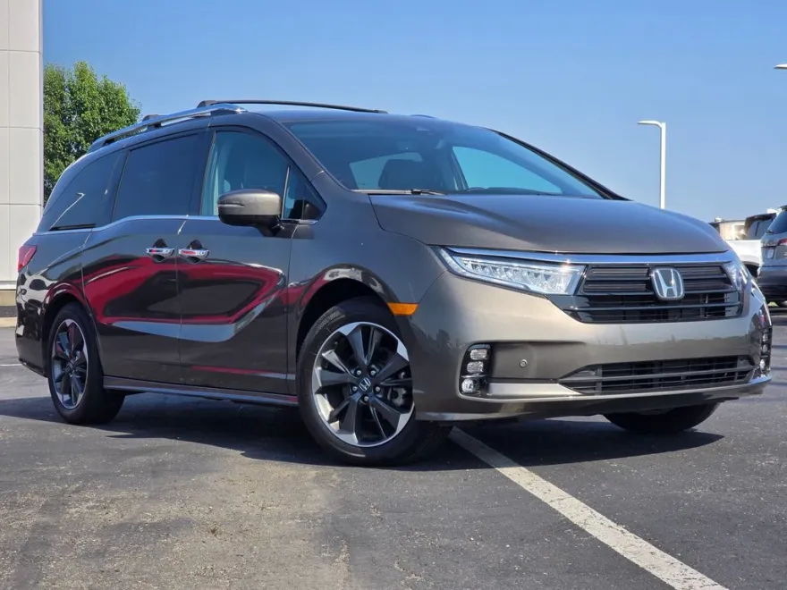 2023 Honda Odyssey Elite photo 1