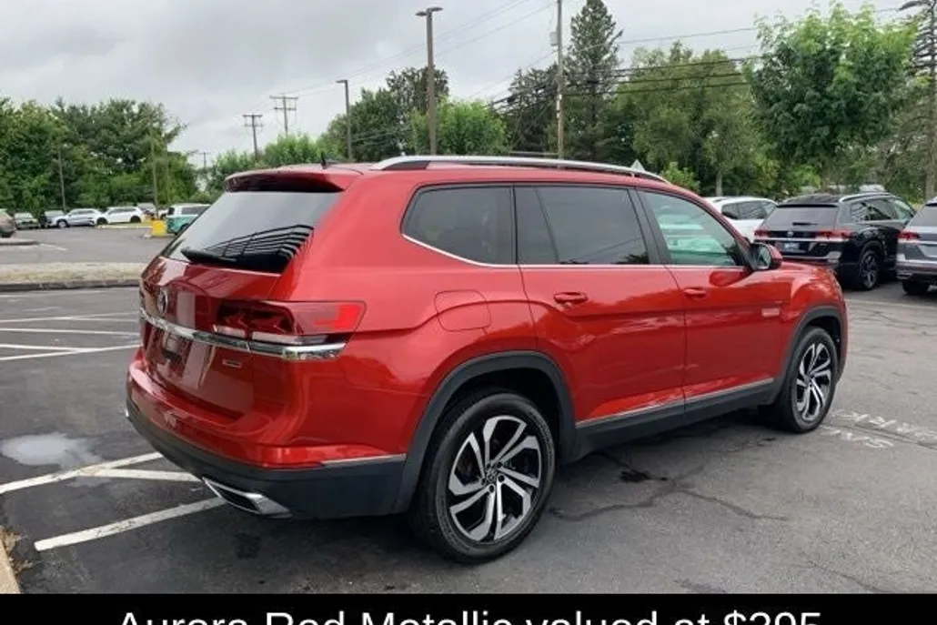 2022 Volkswagen Atlas SEL photo 1