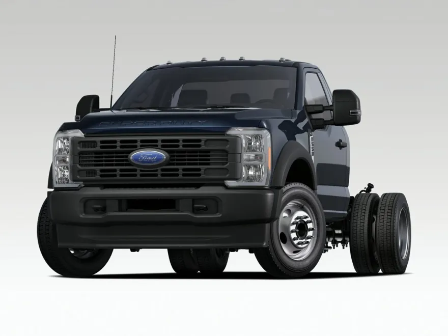 2026 Ford F-550 photo 1