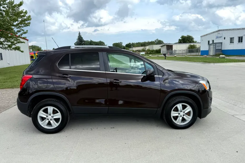 2016 Chevrolet Trax LT photo 1